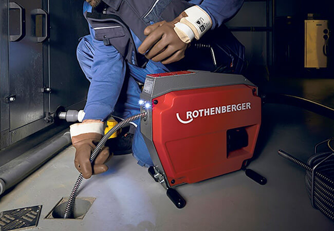 Acibadem Balkon Gideri Açmak