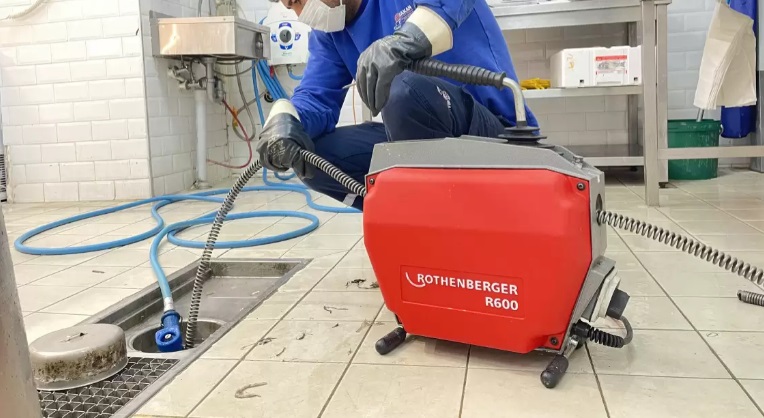 Acibadem Tesisatci Gider Mutfak Açmak 